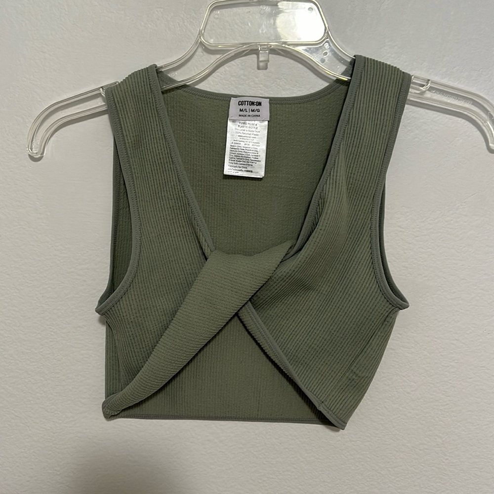 Cotton On- seamless Andy twist front tank